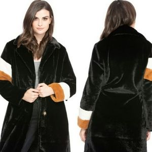 Coalition LA Faux Fur Coat Jacket Colorblock Sleeve